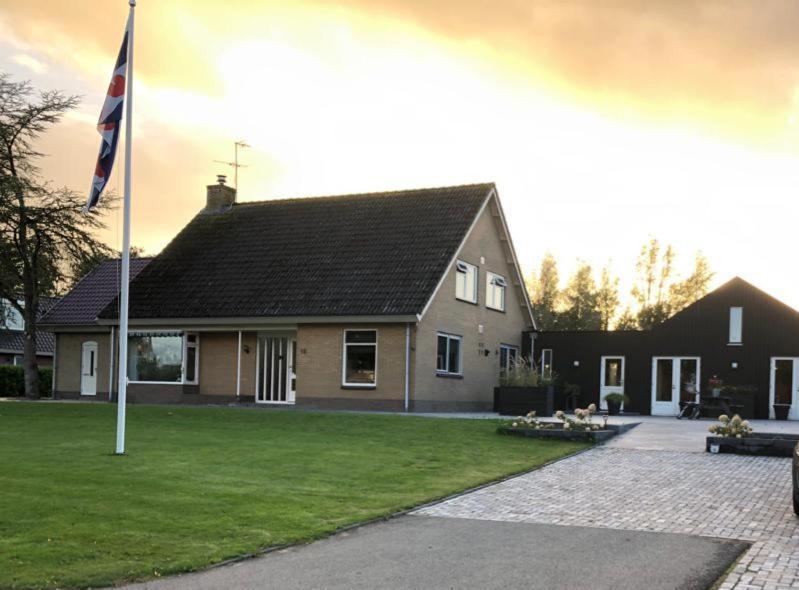Bed and Breakfast Grutsk Op 12 Drachten Exterior foto