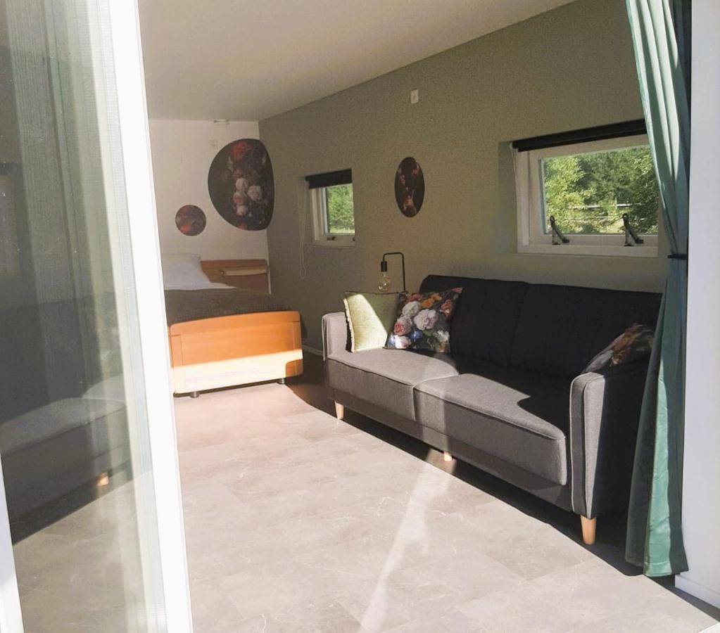 Bed and Breakfast Grutsk Op 12 Drachten Exterior foto